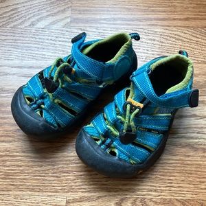 Keen Newport H2 Toddler 8 - Blue Green Outdoor Water Adjustable Sandals